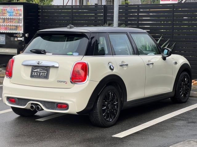 
								MINI full									