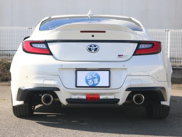 
								TOYOTA GR86 full									