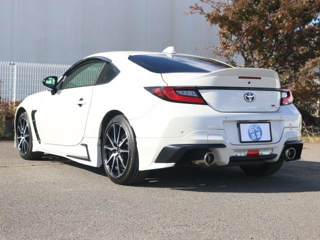 
								TOYOTA GR86 full									