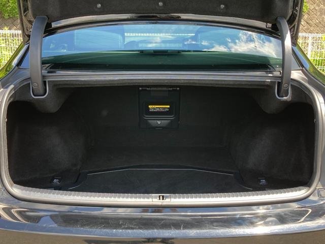 
								LEXUS IS full									