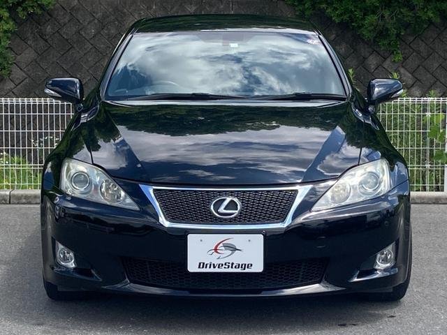 
								LEXUS IS full									