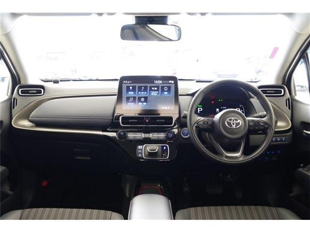 
								TOYOTA AQUA full									