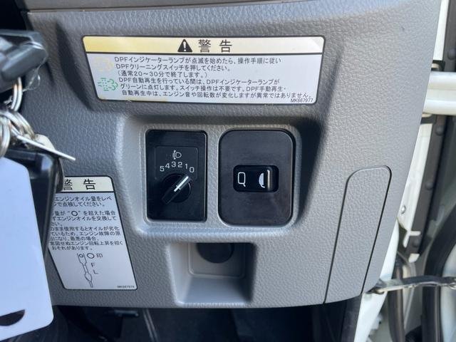 
								TOYOTA TOYOTA full									