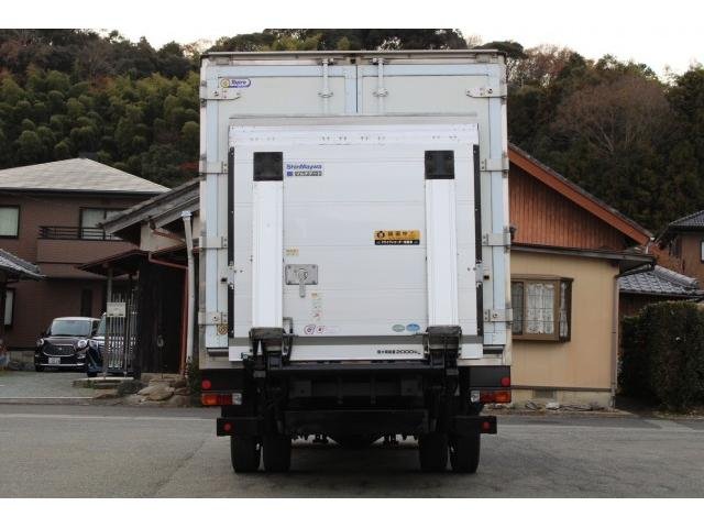 
								ISUZU ELF TRUCK full									