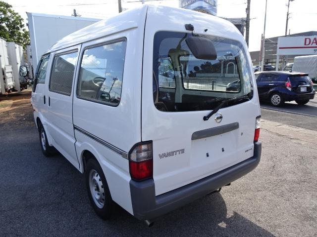 
								NISSAN VANETTE VAN full									