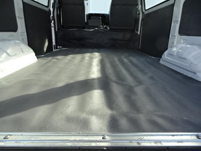
								NISSAN VANETTE VAN full									
