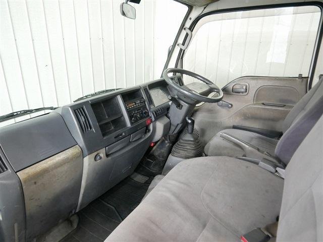 
								ISUZU ELF TRUCK full									