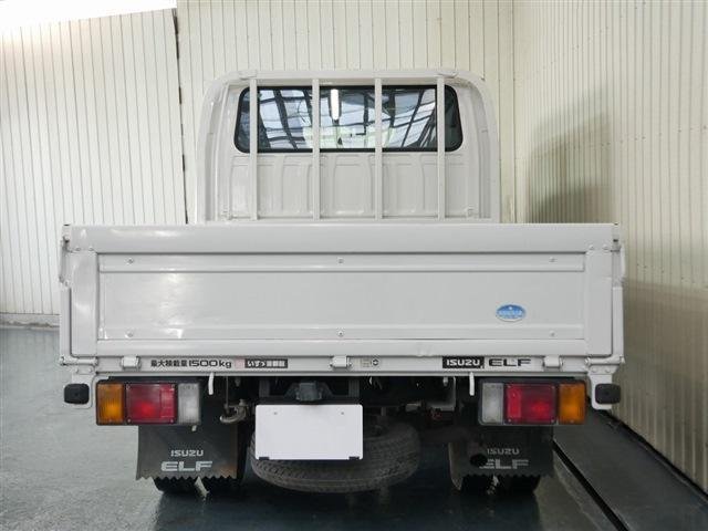 
								ISUZU ELF TRUCK full									