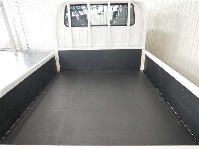 
								ISUZU ELF TRUCK full									