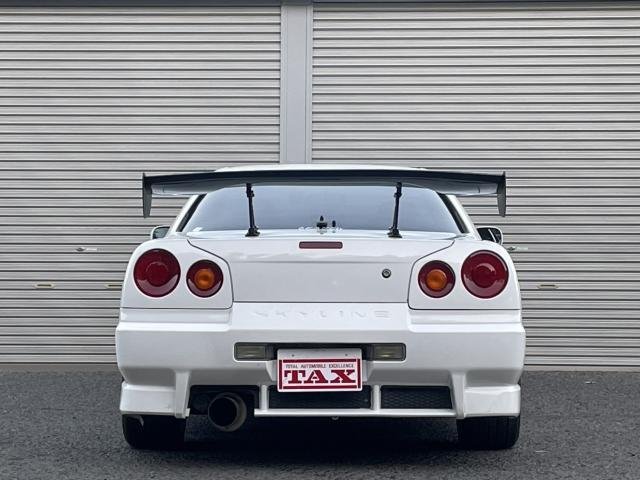 
								NISSAN SKYLINE full									