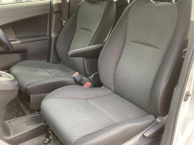 
								TOYOTA RACTIS full									