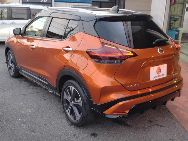 
								NISSAN KICKS full									