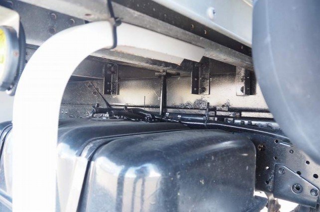
								ISUZU ELF TRUCK full									