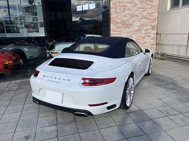 
								PORSCHE 911 full									
