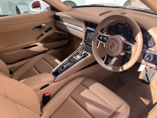 
								PORSCHE 911 full									