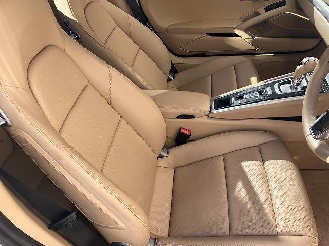 
								PORSCHE 911 full									