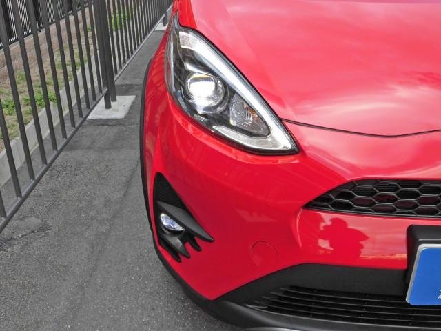 
								TOYOTA AQUA full									