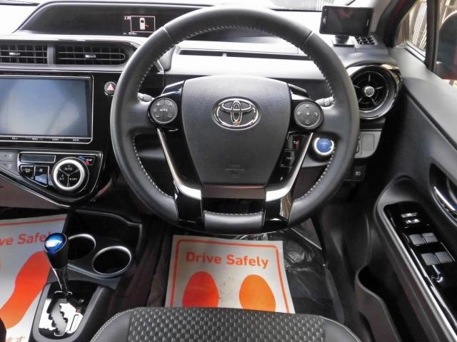 
								TOYOTA AQUA full									