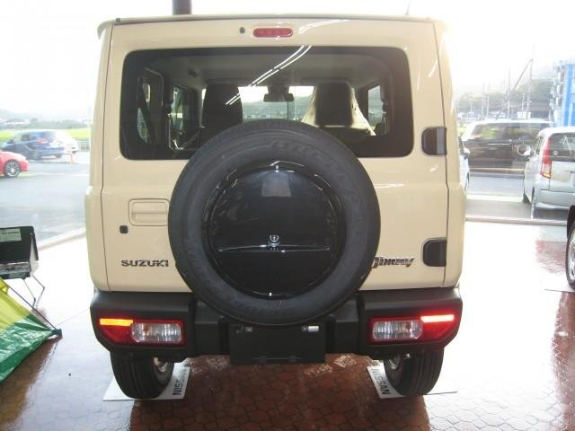 
								SUZUKI JIMNY full									