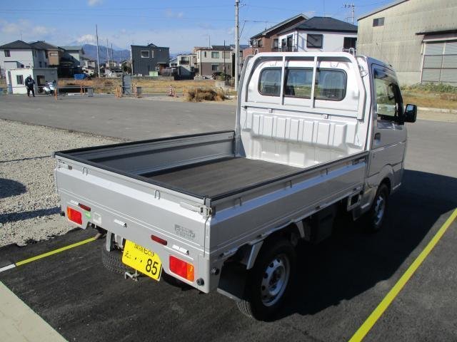 
								SUZUKI CARRY TRUCK full									