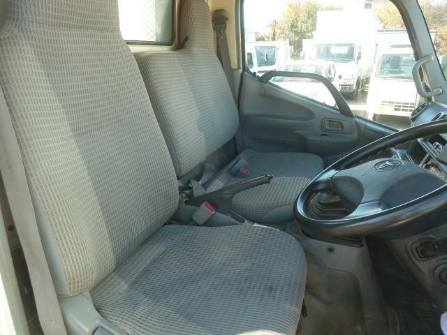 
								TOYOTA DYNA TRUCK full									