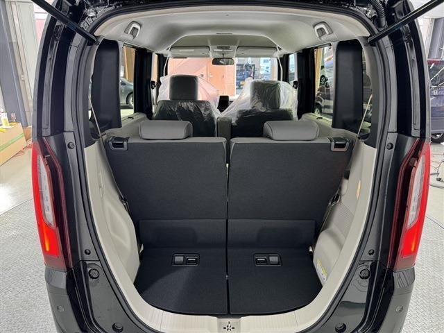 
								HONDA N-BOX full									