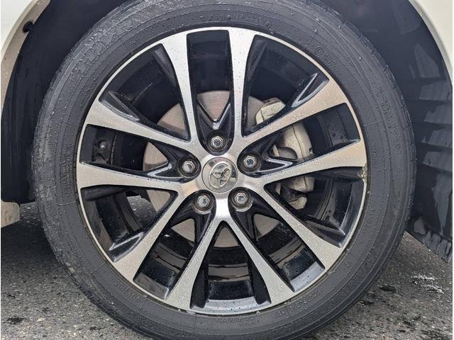 
								TOYOTA ESTIMA full									