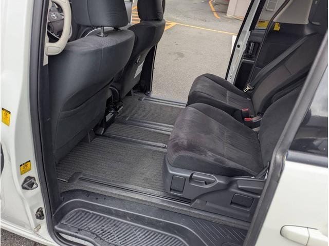 
								TOYOTA ESTIMA full									