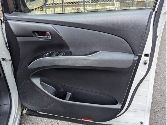 
								TOYOTA ESTIMA full									