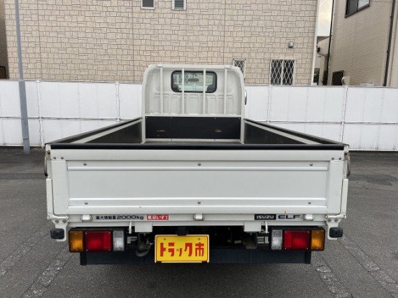 
								ISUZU ELF TRUCK full									