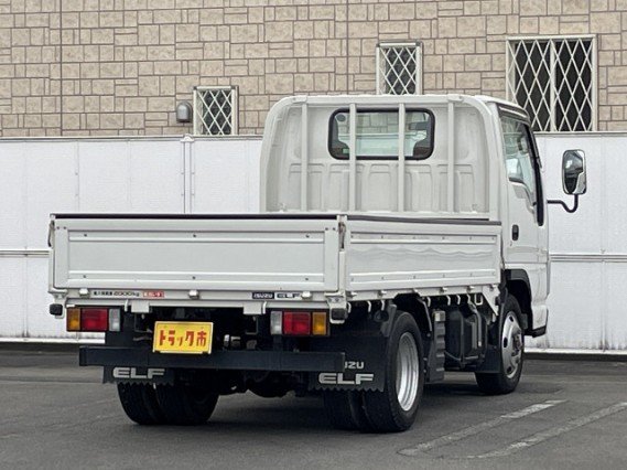
								ISUZU ELF TRUCK full									