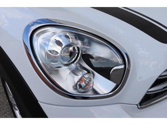 
								MINI COOPER CROSSOVER full									