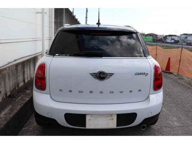 
								MINI COOPER CROSSOVER full									