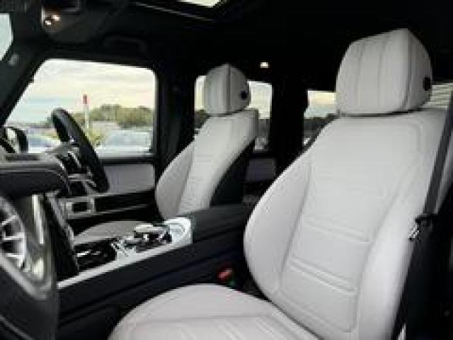 
								MERCEDES CLASS G 4000 full									
