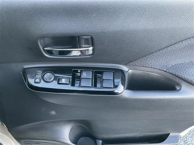 
								NISSAN ROOX full									
