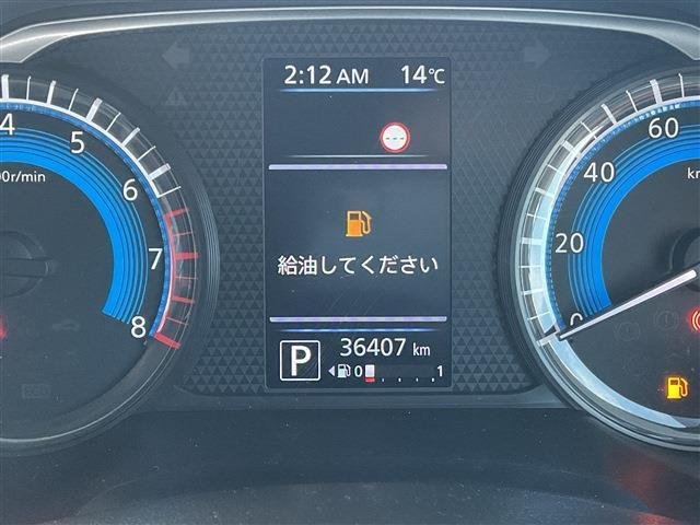 
								NISSAN ROOX full									
