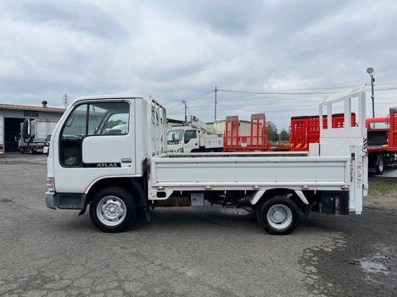 
								NISSAN ATLAS TRUCK full									