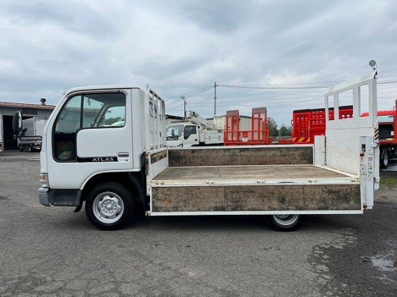 
								NISSAN ATLAS TRUCK full									