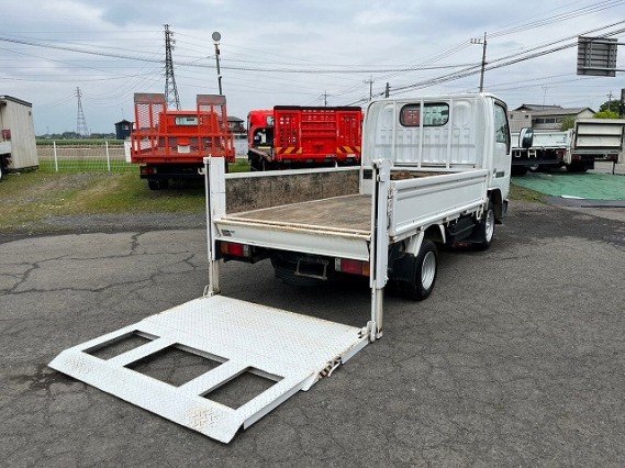 
								NISSAN ATLAS TRUCK full									