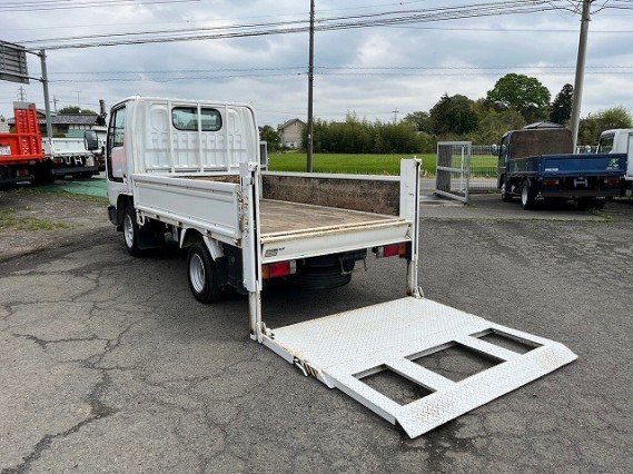 
								NISSAN ATLAS TRUCK full									