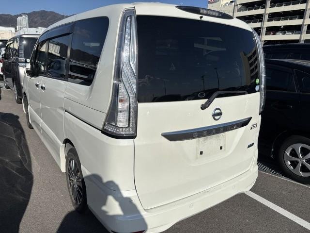 
								NISSAN SERENA full									