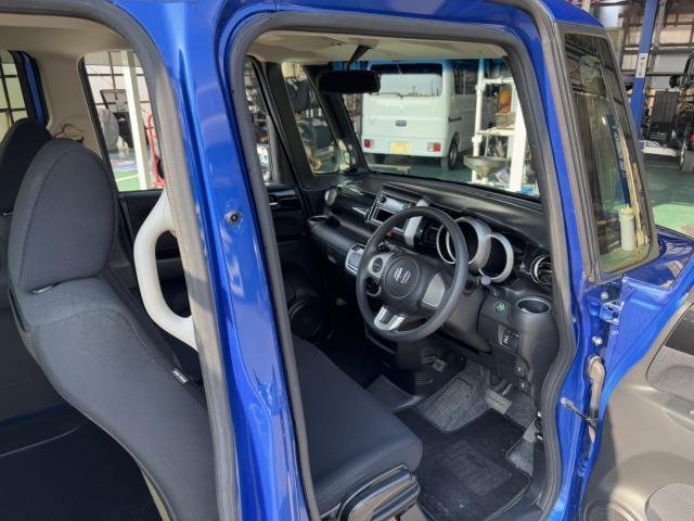 
								HONDA N-BOX CUSTOM full									