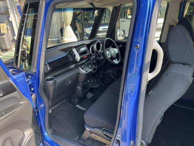 
								HONDA N-BOX CUSTOM full									