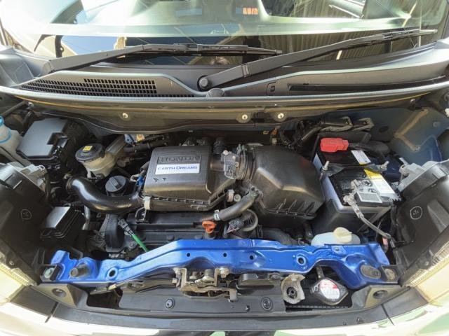
								HONDA N-BOX CUSTOM full									