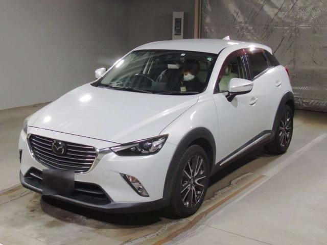 
								MAZDA CX-3 full									