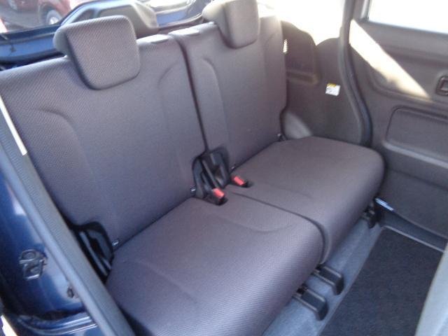 
								TOYOTA HIACE COMMUTER GL full									