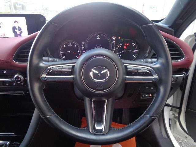 
								MAZDA MAZDA3 FASTBACK full									