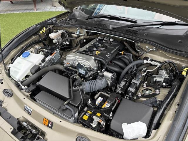 
								MAZDA MX-5 full									