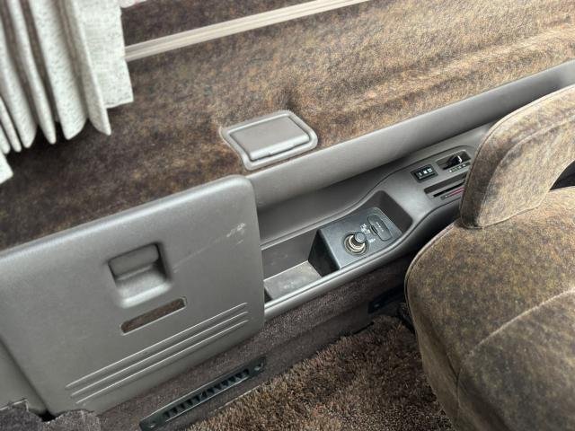
								TOYOTA HIACE WAGON full									