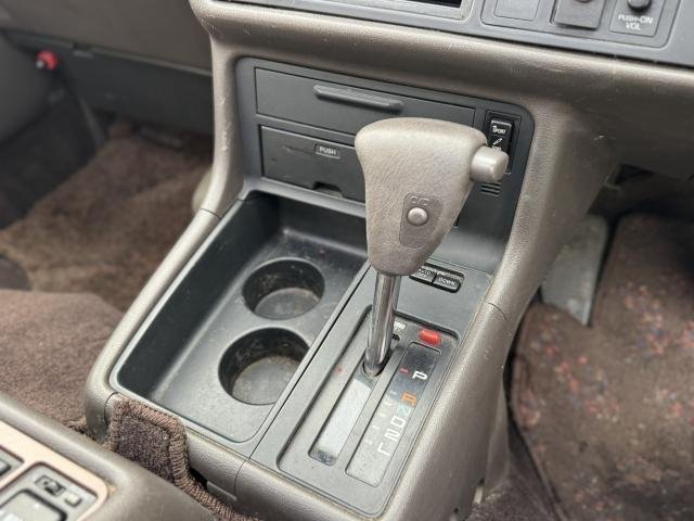 
								TOYOTA HIACE WAGON full									